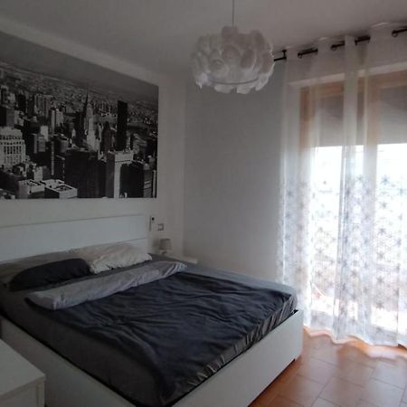 La Casa Dei Viaggiatori - Viareggio - Posto Auto Gratuito Apartment Bagian luar foto