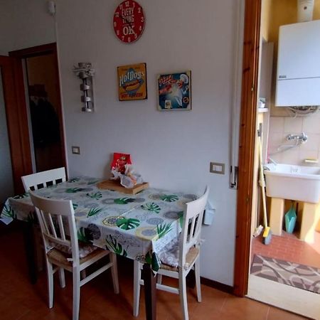 La Casa Dei Viaggiatori - Viareggio - Posto Auto Gratuito Apartment Bagian luar foto
