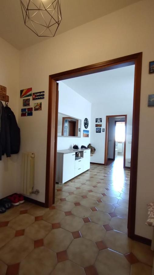 La Casa Dei Viaggiatori - Viareggio - Posto Auto Gratuito Apartment Bagian luar foto